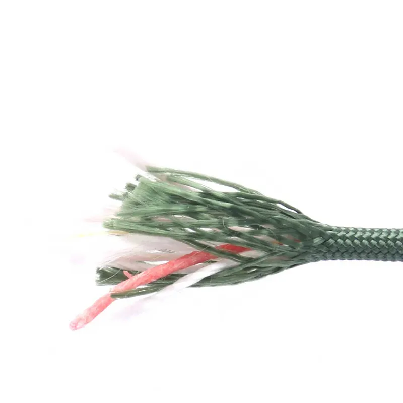 Lifeventure Tinder and Fishing Line Paracord 550lb 7-core Olive Green 33m with Reflective Thread-2