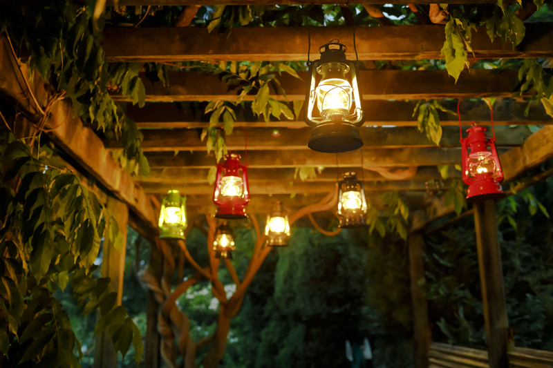 Feuerhand Baby Special 276 Hurricane Lantern - Bronze-2