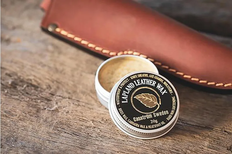 Casstrom Lapland Leather Wax - 20g - In store only: cracked surface