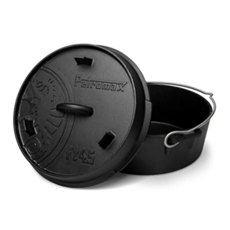 Petromax FT4.5-T 4.5-quart Cast Iron Dutch Oven - No Legs-1