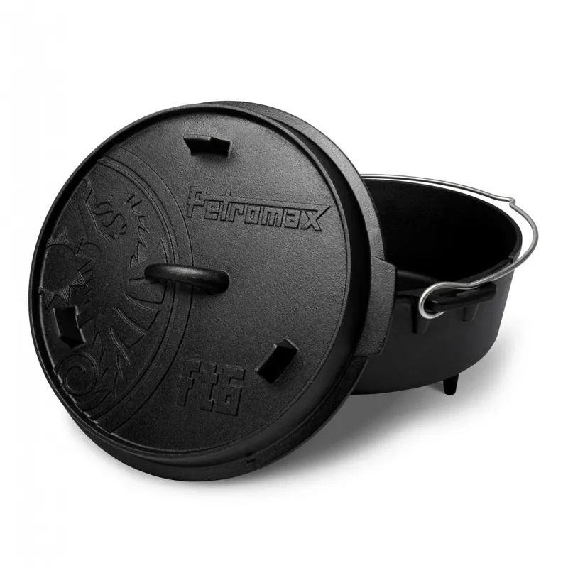Petromax FT6  6-quart Cast Iron Dutch Oven