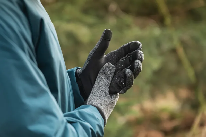 Trekmates Tobermory Dry Waterproof Knitted Glove - Dark Grey Marl-3
