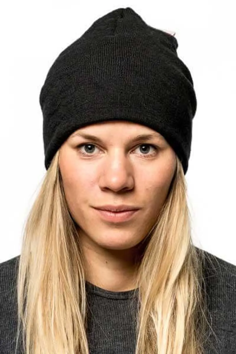 Woolpower 400 Unisex Merino Beanie Cap - Black-4