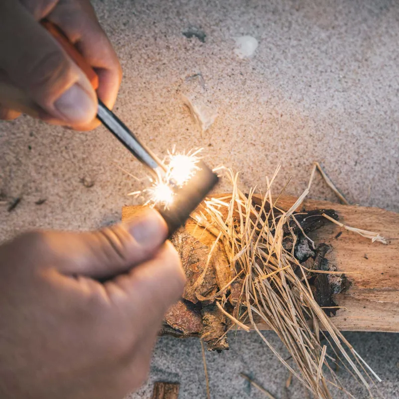 Lifesystems Ferrocerium Spark firesteel -  Fire Starter-1