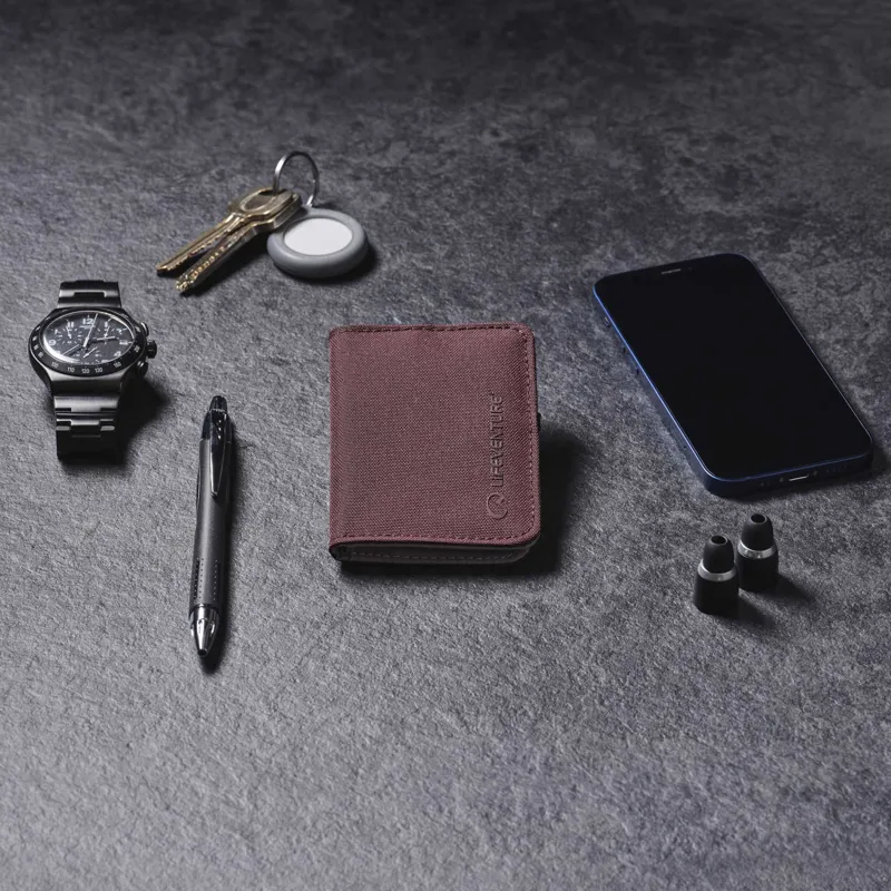 Lifeventure RFiD Card Wallet Plum-4
