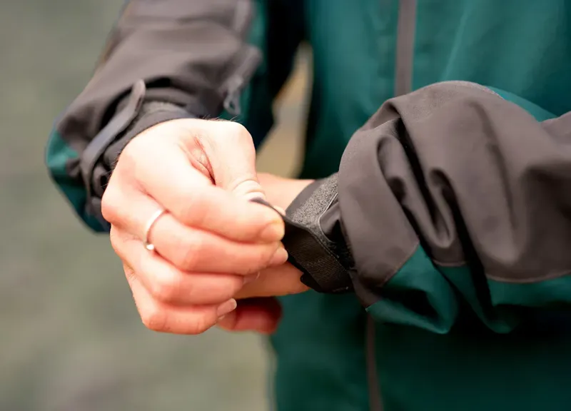 Paramo Women's Caminata Waterproof Jacket - Spruce / Rock Grey-9