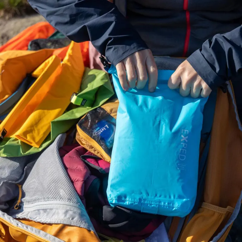 Exped Versa 40L Drybag Lightweight Waterproof - Red -2
