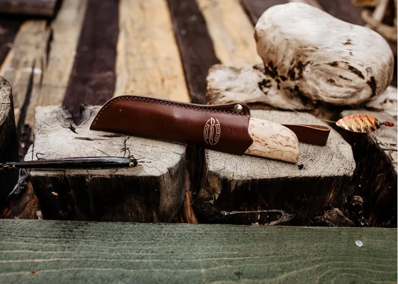 Marttiini Kateva Handy Knife - 7.5cm Stainless Steel Blade - Curly Birch Handle - Leather Sheath-3