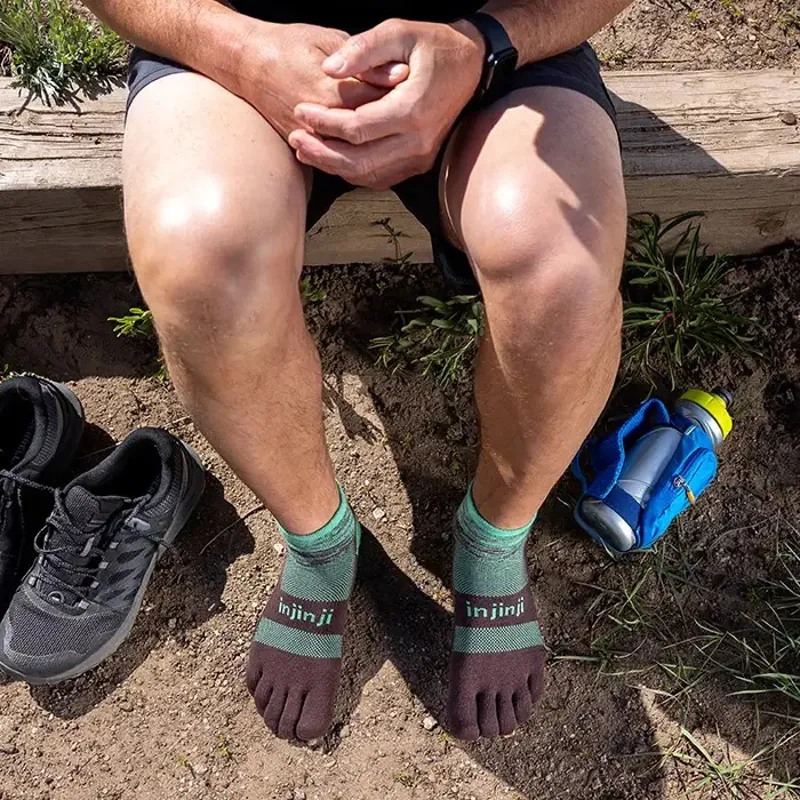 Injinji Performance Trail Midweight Mini-Crew Toe Socks - Mint-4