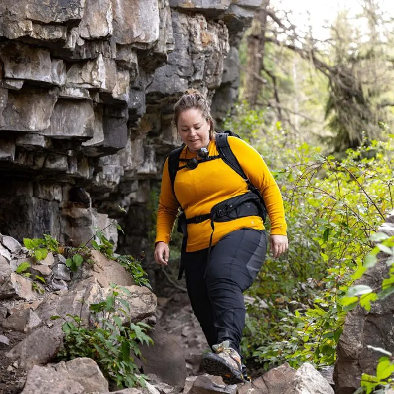 Osprey Tempest 22 Womens Day Pack - Black Coal Extended Fit-11