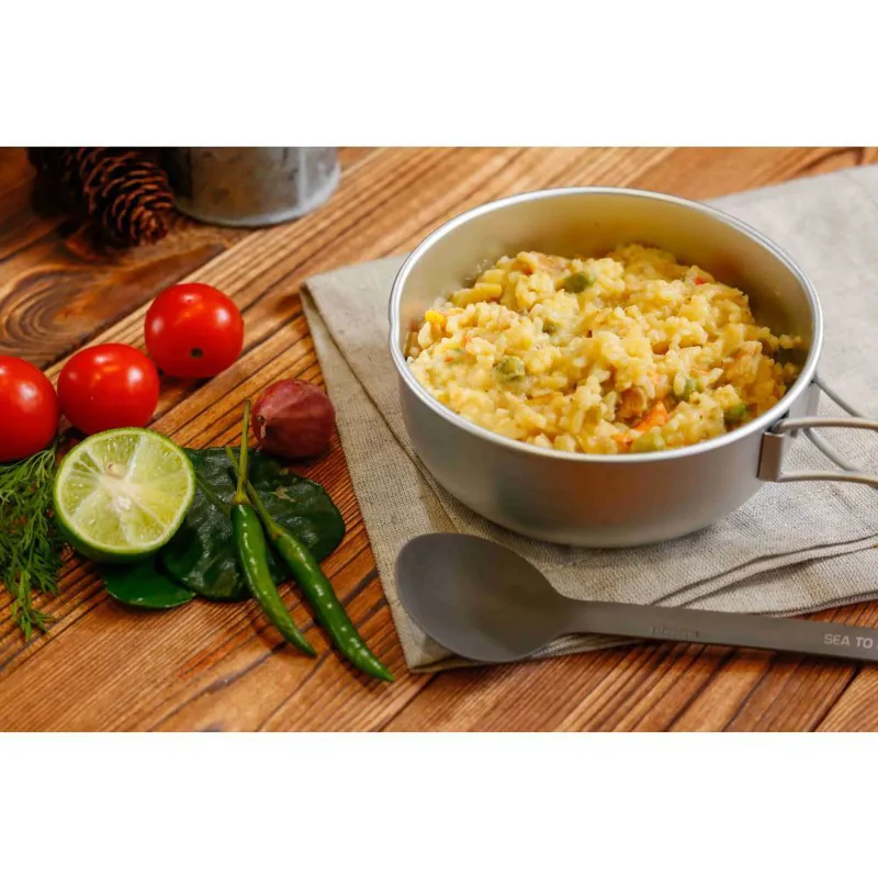 Expedition Foods Freeze Dried Thai Green Chicken Curry with Rice 800kcal GF LF