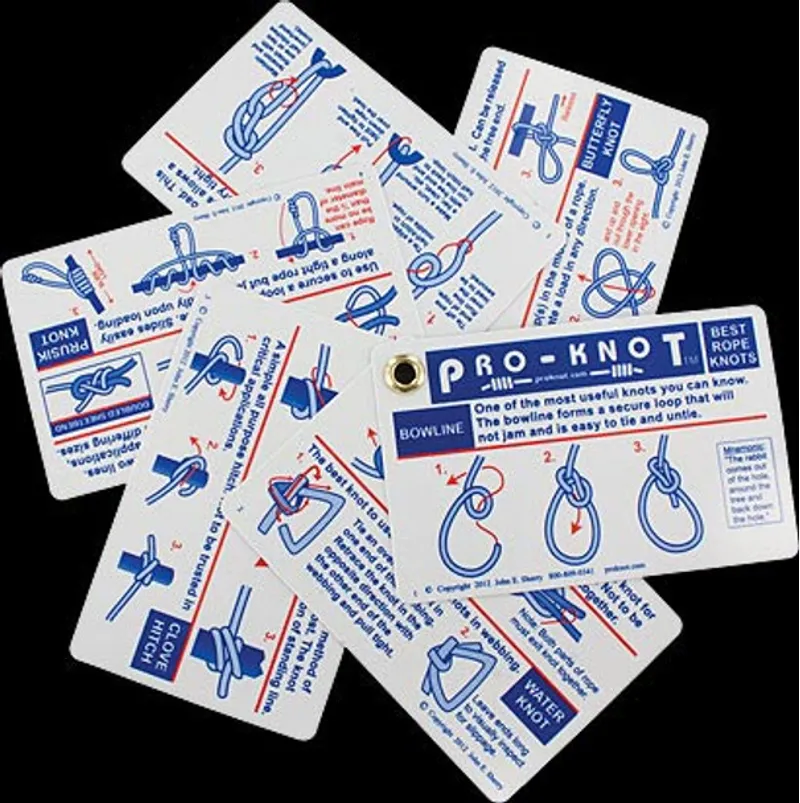24 Best Outdoor Knots - Waterproof - Plastic Card Booklet